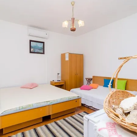 & Bluemoon - Triple With Patio And Sea View Apartment Molunat